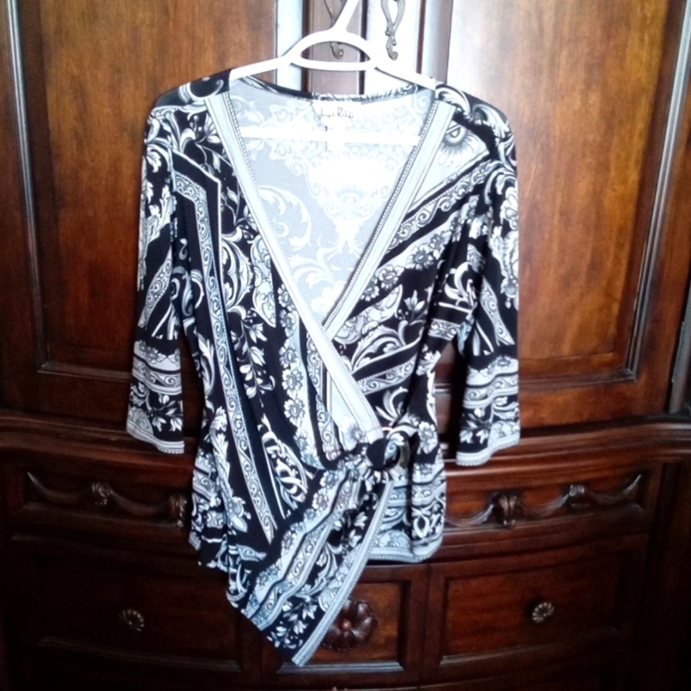 Joseph Ribkoff Women's Black & White Faux Wrap Assymetrical Hem Top Size 12